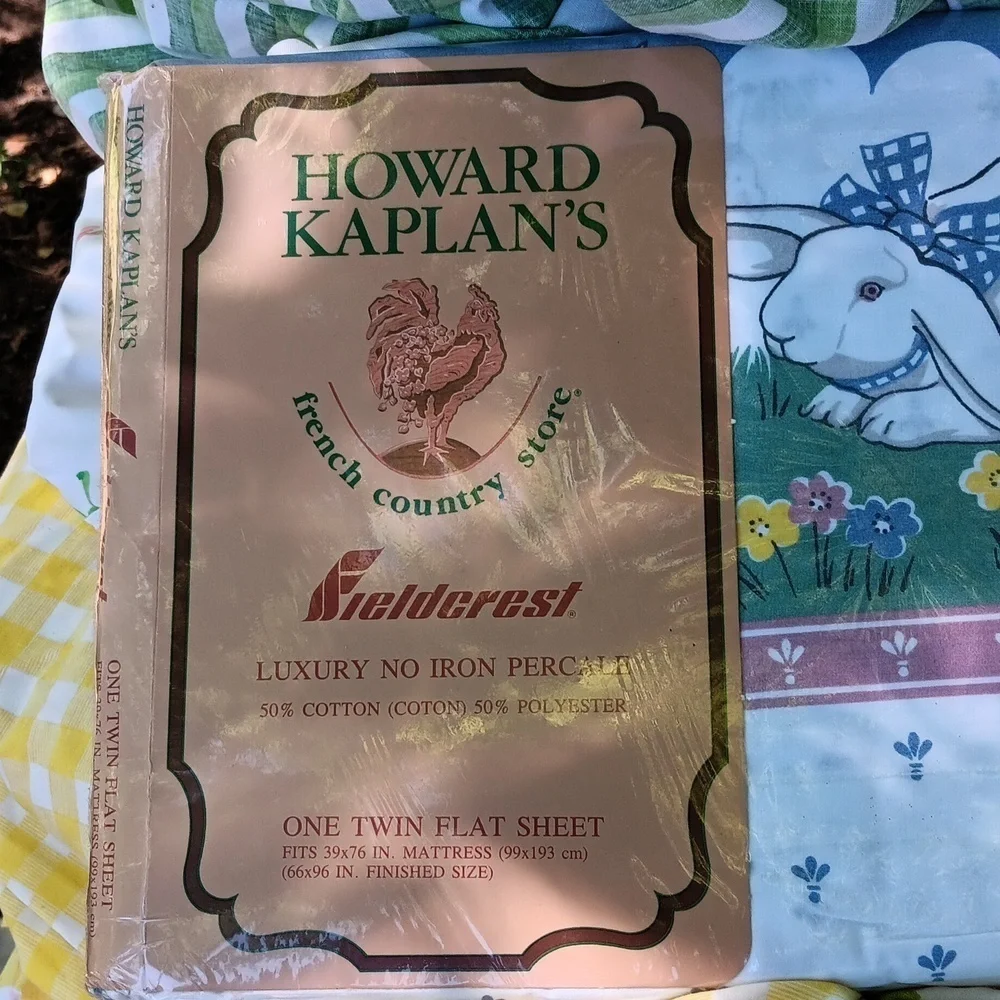 Vintage Fieldcrest made in USA 🇺🇸 Howard Kaplan's French country store flat
